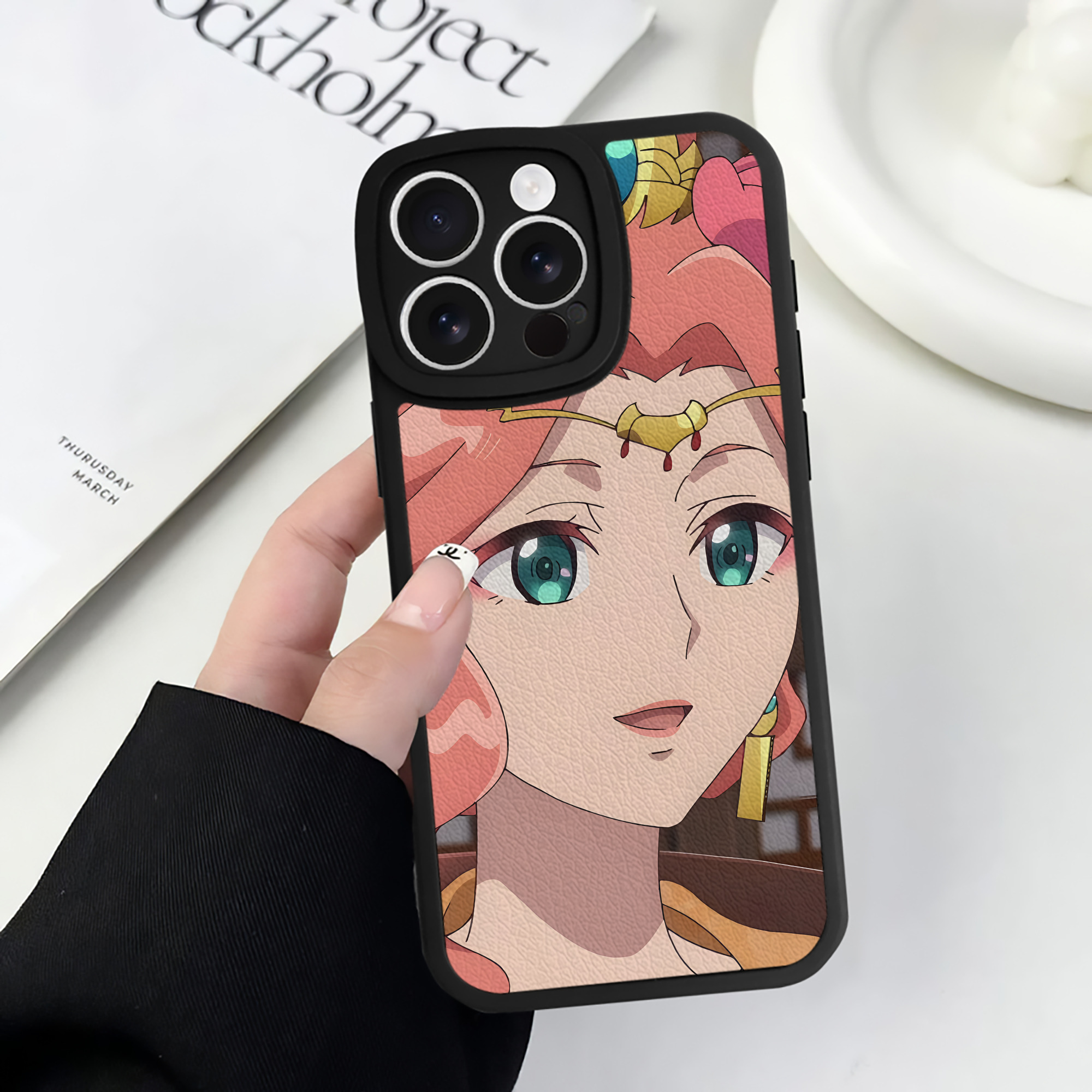 薬屋のひとりごと The Apothecary Diaries 【iPhone 16シリーズ対応】シリコンスマホケース（レザー調） 材質：シリコン